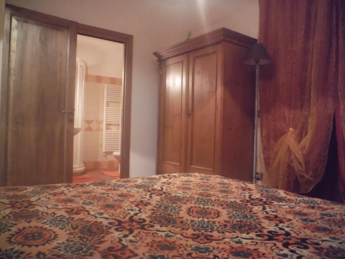 Agriturismo Santa Adriana Volterra Room photo